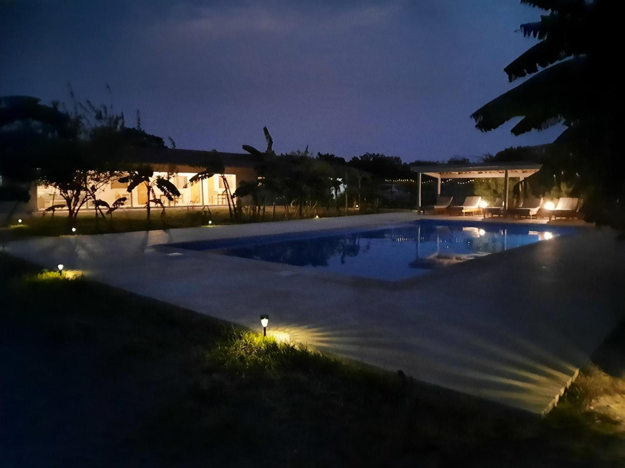 Bed and Breakfast Chez Nous Chez Vous Toubakouta Esterno foto